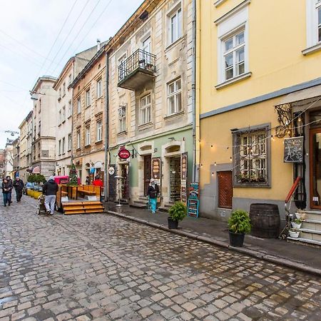 Подобово У Львові, На Вулиці Краківській 26 Біля Добробуту Центр Bagian luar foto